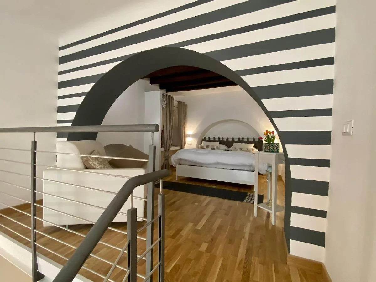 Loft Nineteen Apartment La Spezia