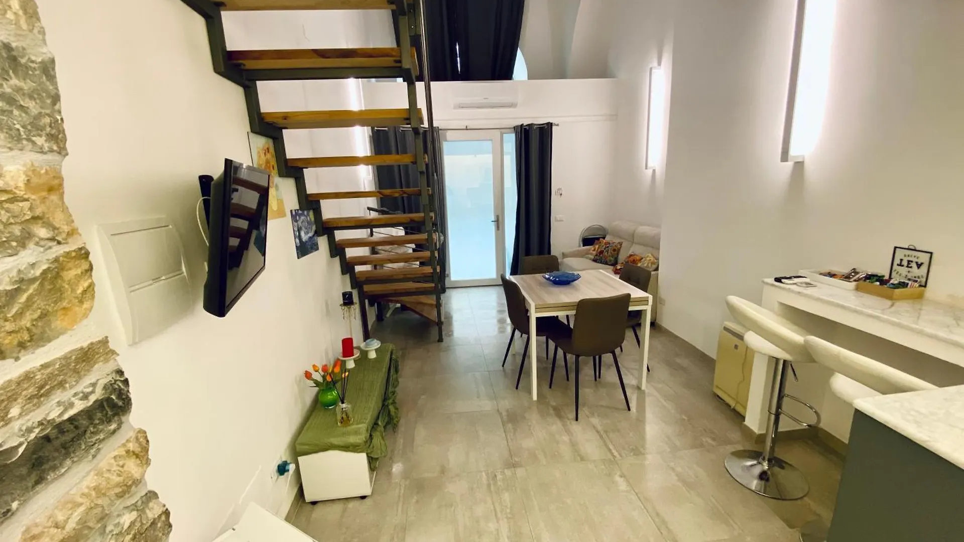 Loft Nineteen Apartment La Spezia 0*,  Italy
